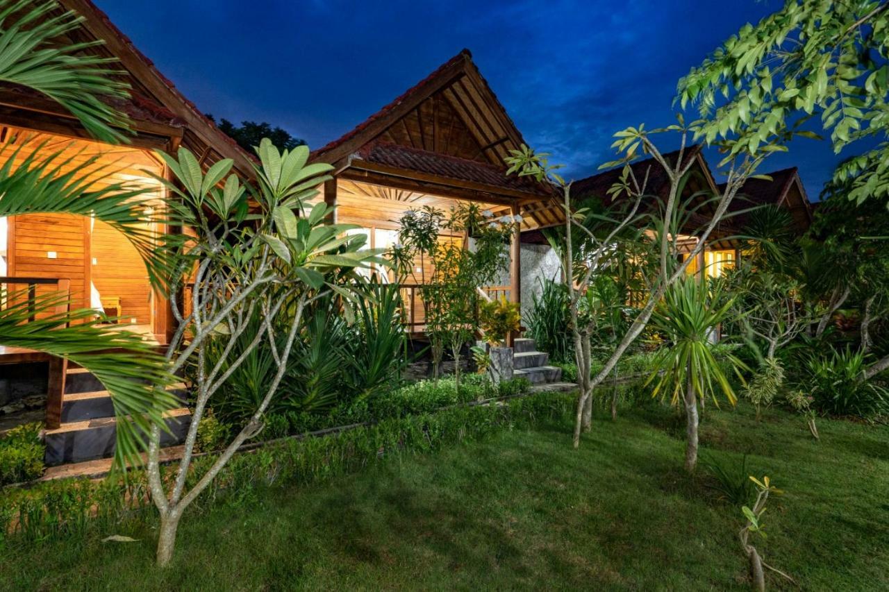 Dream Beach Inn Lembongan Exterior foto
